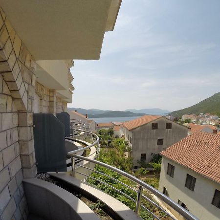 Youth Hotel Lav Neum Exterior foto