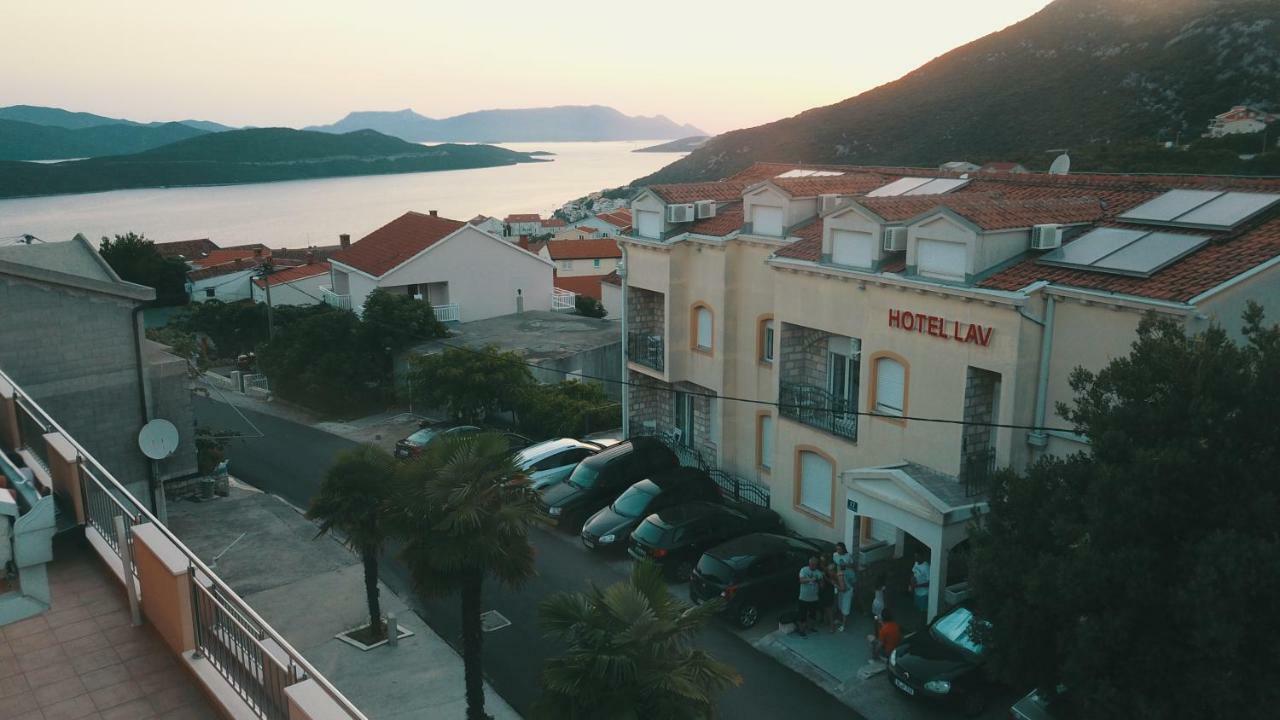 Youth Hotel Lav Neum Exterior foto