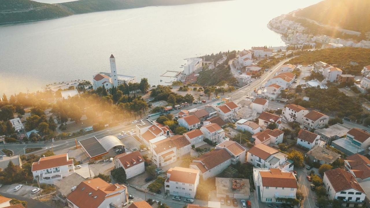 Youth Hotel Lav Neum Exterior foto